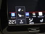 Volvo XC40 T5 262PK Plug in Hybrid R-Design / Trekhaak / Panoramisch Dak / Verwarmbare Voorstoelen+Stuurwiel / Adaptive Cruise / Extra Getint Glas /