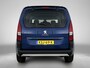 Peugeot e-Rifter EV GT 7p 50 kWh 136pk | 7 Zitplaatsen | Navigatie | Achteruitrijcamera | Climate Control | Cruise Control | Parkeersensoren | Keyless | Elektrisch inklapbare spiegels | Apple Carplay / Android Auto | Bluetooth | DAB+ radio | Multifunctioneel lederen stuurwiel | Digitaal instrumentenpaneel | Donker getint glas | 2x Schuifdeur | 17" lichtmetalen velgen |