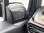 Peugeot e-Rifter EV GT 7p 50 kWh 136pk | 7 Zitplaatsen | Navigatie | Achteruitrijcamera | Climate Control | Cruise Control | Parkeersensoren | Keyless | Elektrisch inklapbare spiegels | Apple Carplay / Android Auto | Bluetooth | DAB+ radio | Multifunctioneel lederen stuurwiel | Digitaal instrumentenpaneel | Donker getint glas | 2x Schuifdeur | 17" lichtmetalen velgen |