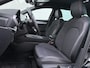 SEAT Leon Sportstourer 1.5 eTSI FR | Camera | Parkeerhulp | Stoelverwarming | Full LED | Carplay | Getint Glas | 17'' |