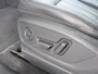 Audi E-tron 50 Quattro Panoramadak Adap.Cruise Leder Trekhaak Camera Apple Carplay Android Auto Lmv 21" Elek.Stoelen+Memory SOH 89% Navi Ecc Business Edition Plus Stoelverwarming Elek.Achterklep Pdc Led DAB Bluetooth Isofix Virtual Cockpit 1.800KG Trekgewicht Origineel Nederlandse Auto