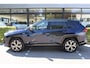 Toyota RAV4 2.5 Plug-in Hybrid AWD Bi-Tone Plus | Rijklaar | Panodak | Trekhaak | Navi | JBL | HUD | Leder | Stoel- koeling/verwarming | 360 Camera | Memory