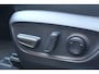 Toyota RAV4 2.5 Plug-in Hybrid AWD Bi-Tone Plus | Rijklaar | Panodak | Trekhaak | Navi | JBL | HUD | Leder | Stoel- koeling/verwarming | 360 Camera | Memory