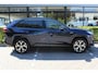 Toyota RAV4 2.5 Plug-in Hybrid AWD Bi-Tone Plus | Rijklaar | Panodak | Trekhaak | Navi | JBL | HUD | Leder | Stoel- koeling/verwarming | 360 Camera | Memory
