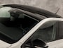Volkswagen Taigo 1.0 TSI Sport Automaat (PANORAMADAK, APPLE CARPLAY, GROOT NAVI, LEDER, KEYLESS, STOELVERWARMING, SPORTSTOELEN, CAMERA, IQ LIGHT, NIEUWSTAAT)