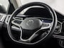 Volkswagen Taigo 1.0 TSI Sport Automaat (PANORAMADAK, APPLE CARPLAY, GROOT NAVI, LEDER, KEYLESS, STOELVERWARMING, SPORTSTOELEN, CAMERA, IQ LIGHT, NIEUWSTAAT)