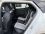 Peugeot e-2008 EV GT Pack 50 kWh | Schuif-Kanteldak | Stoelverwarming | FULL LED koplampen | Achteruitrij-Camera | Adaptieve Cruise control |  Alcantara Bekleding |  Navigatie en Apple caprplay en Android auto |