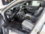 Peugeot e-2008 EV GT Pack 50 kWh | Schuif-Kanteldak | Stoelverwarming | FULL LED koplampen | Achteruitrij-Camera | Adaptieve Cruise control |  Alcantara Bekleding |  Navigatie en Apple caprplay en Android auto |