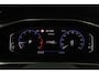Volkswagen T-Roc 1.5 TSI Life Automaat | Airco | Adaptieve cruise control | Parkeersensoren & Camera | Carplay | Stoelverwarming