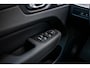 Volvo XC60 2.0 T8 Plug-in hybrid AWD Ultra Dark Exec. Ed. | Luchtvering | 22 Inch | Bowers & Wilkins Audio | Stoelverwarming + Ventilatie + Massage | Head Up | 360 Camera | Getint Glas | Schuif -/ Kanteldak |