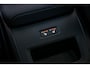 Volvo XC60 2.0 T8 Plug-in hybrid AWD Ultra Dark Exec. Ed. | Luchtvering | 22 Inch | Bowers & Wilkins Audio | Stoelverwarming + Ventilatie + Massage | Head Up | 360 Camera | Getint Glas | Schuif -/ Kanteldak |