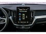 Volvo XC60 2.0 T8 Plug-in hybrid AWD Ultra Dark Exec. Ed. | Luchtvering | 22 Inch | Bowers & Wilkins Audio | Stoelverwarming + Ventilatie + Massage | Head Up | 360 Camera | Getint Glas | Schuif -/ Kanteldak |