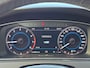 Volkswagen Golf 1.0 TSI Highline Business R Line BJ.10-2017 / Navi / Digit.dashb. / 6bak / 17"Lmv