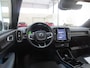 Volvo C40 Recharge Core 69 kWh | Cruise Control | Panoramadak | Stoel-/Stuurverwarming | Navigatie | Standkachel | Warmtepomp |