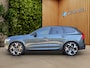 Volvo XC60 2.0 T8 Plug-in hybrid AWD Ultra Black Edition Exec. Ed. | Luchtvering | Bowers&Wilkins | Massage/ventilatie | 22" Velgen