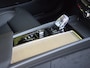 Volvo XC60 2.0 T8 Plug-in hybrid AWD Ultra Black Edition Exec. Ed. | Luchtvering | Bowers&Wilkins | Massage/ventilatie | 22" Velgen