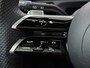 Mercedes-Benz A-klasse 180 Business Solution AMG | Panoramadak | Sfeerverlichting | Stoelverwarming | Parkeercamera |