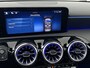 Mercedes-Benz A-klasse 180 Business Solution AMG | Panoramadak | Sfeerverlichting | Stoelverwarming | Parkeercamera |