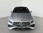Mercedes-Benz A-klasse 180 Business Solution AMG | Panoramadak | Sfeerverlichting | Stoelverwarming | Parkeercamera |