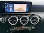 Mercedes-Benz A-klasse 180 Business Solution AMG | Panoramadak | Sfeerverlichting | Stoelverwarming | Parkeercamera |