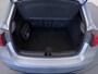 Mercedes-Benz A-klasse 180 Business Solution AMG | Panoramadak | Sfeerverlichting | Stoelverwarming | Parkeercamera |