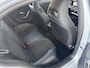 Mercedes-Benz A-klasse 180 Business Solution AMG | Panoramadak | Sfeerverlichting | Stoelverwarming | Parkeercamera |