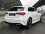Mercedes-Benz A-klasse 180 Star Edition AMG Line | Night | Panoramadak | Multibeam LED | 19 Inch LM velgen | Sfeerverlichting |
