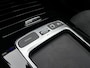 Mercedes-Benz A-klasse 180 Star Edition AMG Line | Night | Panoramadak | Multibeam LED | 19 Inch LM velgen | Sfeerverlichting |