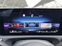 Mercedes-Benz A-klasse 180 Star Edition AMG Line | Night | Panoramadak | Multibeam LED | 19 Inch LM velgen | Sfeerverlichting |