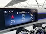 Mercedes-Benz A-klasse 180 Star Edition AMG Line | Night | Panoramadak | Multibeam LED | 19 Inch LM velgen | Sfeerverlichting |