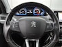 Peugeot 2008 1.2 110pk Allure | Trekhaak | Glazendak | Navigatie | Climate Control | Cruise Control | 16"LMV | Camera | Apple Carplay/Android Auto |