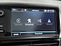 Peugeot 2008 1.2 110pk Allure | Trekhaak | Glazendak | Navigatie | Climate Control | Cruise Control | 16"LMV | Camera | Apple Carplay/Android Auto |
