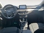 Ford Focus 1.0 EcoBoost Titanium Business | Dealer onderhouden | NL auto | Adapt. cruise control | Winter pack | Parkeersensoren voor en achter | Achteruitrijcamera | B&O audio | 17" lichtmetalen velgen | Bovag garantie |