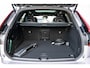 Volvo XC60 2.0 T8 Plug-in hybrid AWD Ultra Dark Exec. Ed. | Actieve Luchtvering | Bowers & Wilkins Audio | Head-up Display | 360 Graden Camera | Panoramadak | Lichtmetalen Velgen 22 inch | Elektrisch Verstelbare Voorstoelen | Geventileerde Stoelen | Massagefunctie | Keyless Entry | BLIS
