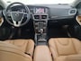 Volvo V40 Cross Country 1.5 T3 Polar+ Luxury | Standkachel | Harman/Kardon | DAB | Keyless entry/start | Panoramadak | Parkeer camera | Parkeersensoren V+A | Extra getint glas | Stoelverwarming | Cruise Control |