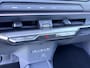 Kia EV2 Plus Advanced 42.2 kWh 4p. 4-zits uitvoering | Rijklaarprijs incl. 3000 euro inruilpremie!! | Schuif/kanteldak | Dodehoeksensor | Stoel/stuurverwarming | Harman Kardon geluidsysteem