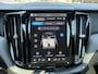 Volvo XC60 2.0 T6 Plug-in hybrid AWD Plus Black Edition DEALER ONDERHOUDE | EL. STOELEN MET GEHEUGEN | HARMAN KARDON |  | STOEL VERWARMING VOOR EN ACHTER| PANORAMA DAK | 360 GRADEN CAMERA | ELEK. STOELEN MET GEHEUGEN | HARMAN/KARDON AUDIO