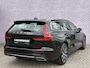Volvo V60 2.0 B4 Inscription | Trekhaak | Keyless entry/start | Adaptive Cruise | Pilot assist | Power Seat | Memory | Leder | Stoel/stuur verwarming | Apple carplay/android auto |