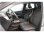 Renault Captur 1.3 TCe 140 Intens | Climate control | Camera | AppleCarplay AndroidAuto | Navigatie | Cruise control | Trekhaak |