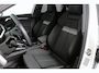Audi A3 Limousine 30 TFSI Advanced edition | Open Dak | Afneembare Trekhaak | LED | Sportstoelen | Navi By App | Virtual | Stoelverwarming | Cruise Adaptive | Clima | Parkeersensoren V+A | Keyless