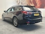 Mazda 6 SPORTBREAK 2.0 SKYACTIVE-G 165 COMFORT AUTOMAAT NAVIGATIE ADPTIVE CRUISE CONTROL APPLE CARPLAY/ANDROID RIJSTROOKSENSOREN DODEHOEKSENSOREN ACHTERUITRIJCAMERA PDC NIEUWSTAAT !!