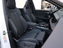 Audi Q6 e-tron edition performance 100 kWh | Wegklapbare trekhaak | HUD | Luchtvering | 360 Camera | Elektrische kofferbakklep | Stoelventilatie + verwarming | Premium audio | Schuif/kanteldak |