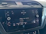 Volkswagen Touran 1.4 TSI Highline Business R 7p | Trekhaak | Camera | Pano| Leder | Navi | Adaptive Cruise | ORG NL |