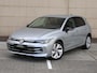Volkswagen Golf 1.5 eHybrid Life Edition 204PK DSG Goal uitvoering | Led Matrix | Trekhaak | Camera | Spiegelpakket | Stoel/stuurverwarming | Keyless
