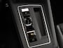 Volkswagen Golf 1.5 eHybrid Life Edition 204PK DSG Goal uitvoering | Led Matrix | Trekhaak | Camera | Spiegelpakket | Stoel/stuurverwarming | Keyless
