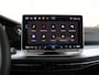 Volkswagen Golf 1.5 eHybrid Life Edition 204PK DSG Goal uitvoering | Led Matrix | Trekhaak | Camera | Spiegelpakket | Stoel/stuurverwarming | Keyless