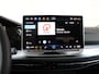 Volkswagen Golf 1.5 eHybrid Life Edition 204PK DSG Goal uitvoering | Led Matrix | Trekhaak | Camera | Spiegelpakket | Stoel/stuurverwarming | Keyless