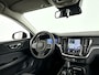 Volvo V60 T6 Plug-in hybrid AWD Essential Bright | Parkeercamera | Cruise control | Stoel- en stuurverwarming