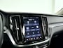 Volvo V60 T6 Plug-in hybrid AWD Essential Bright | Parkeercamera | Cruise control | Stoel- en stuurverwarming