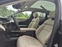 Mazda CX-6e Takumi 78 kWh | PANO DAK | BEIGE LEDER | ELEKTRISCH VERSTELBARE STOELEN | GRATIS TREKHAAK! T.W.V. € 1695,-